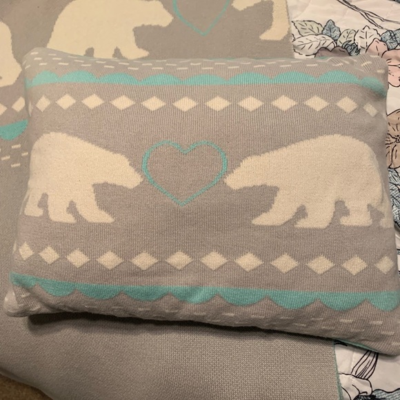 Land of Nod polar bear pillow and blanket - Picture 2 of 4